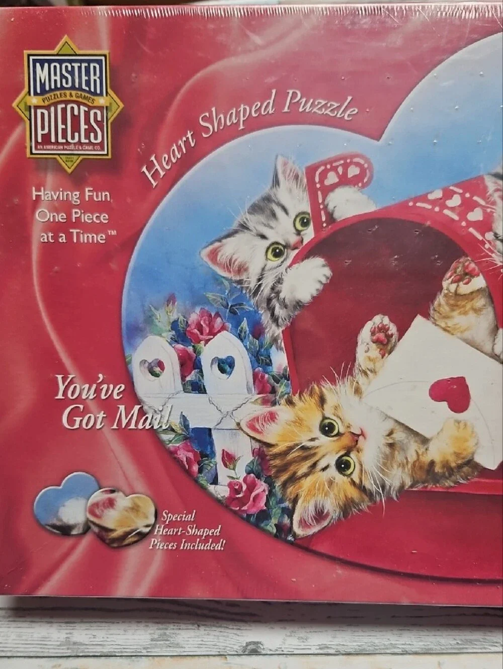 Master Pieces Heart-Shaped Kitten Puzzle in Red - 500 Pieces